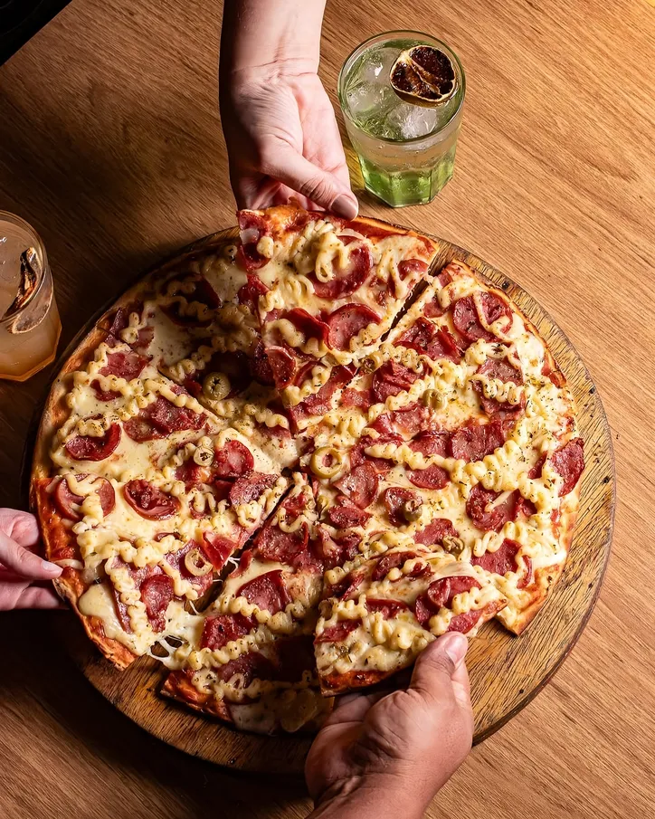 PIZZARIA 24 HORAS EM FEIRA DE SANTANA